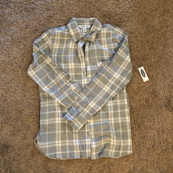 Button up flannel - Picture 2 of 2